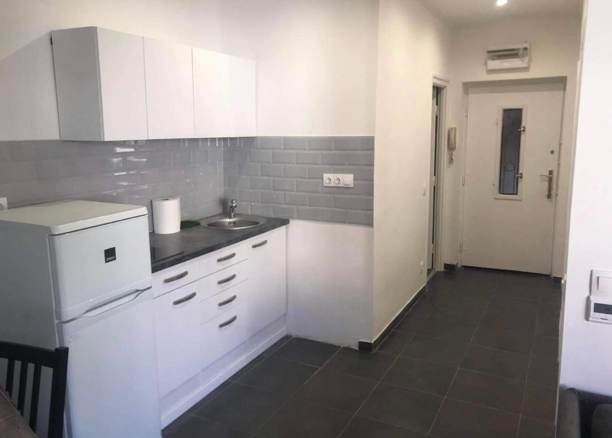 Central Apartment With Balcony Near Castle Hill 부다페스트 외부 사진